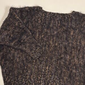 Cozy Black and Gold Knit Fuzzy Sweater - L